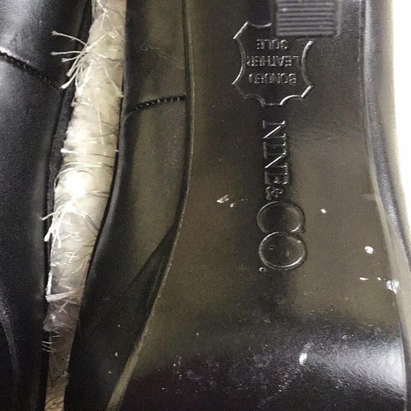 Nine and Co.. Black Double Bow Front Heels - Picture 5 of 7